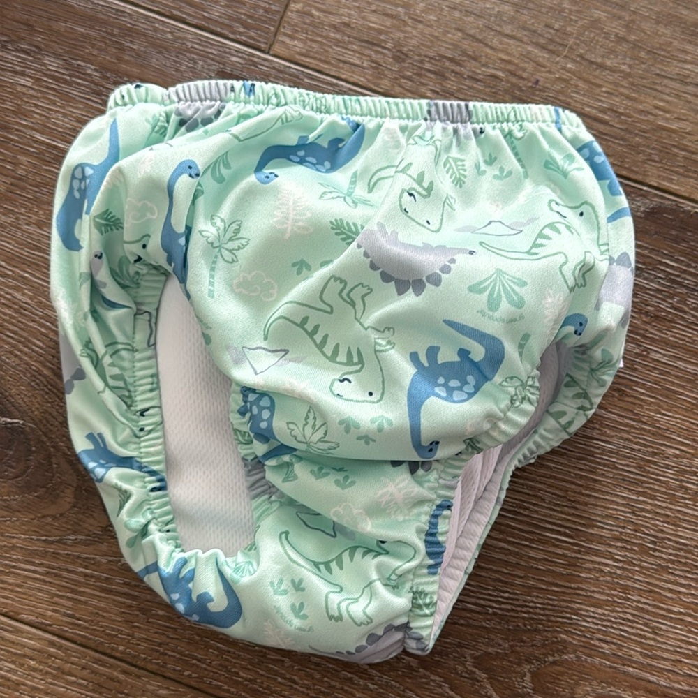 Green‎ sprout diaper 3T dinosaurs